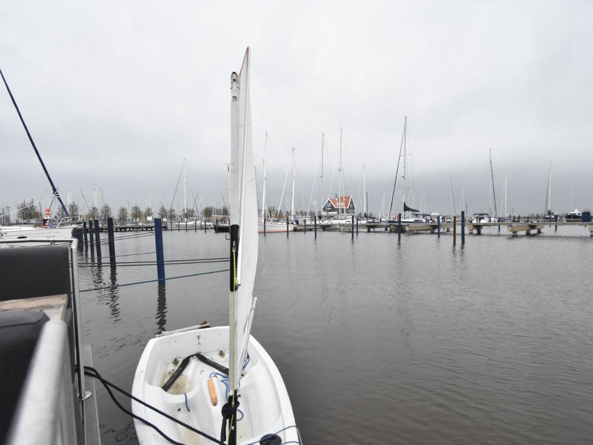 Beautiful Houseboat In The Harbour Of Volendam Near Centre酒店 外观 照片