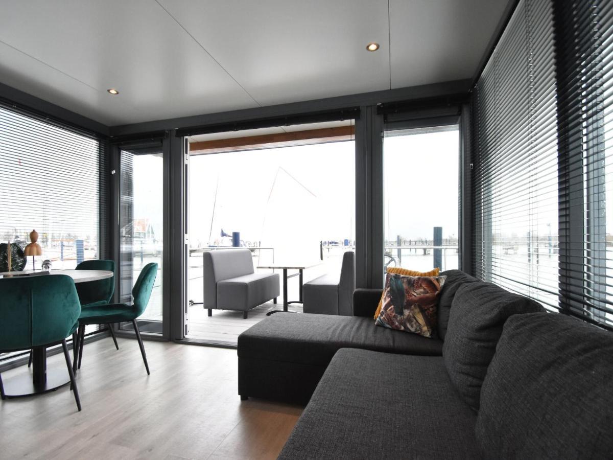 Beautiful Houseboat In The Harbour Of Volendam Near Centre酒店 外观 照片