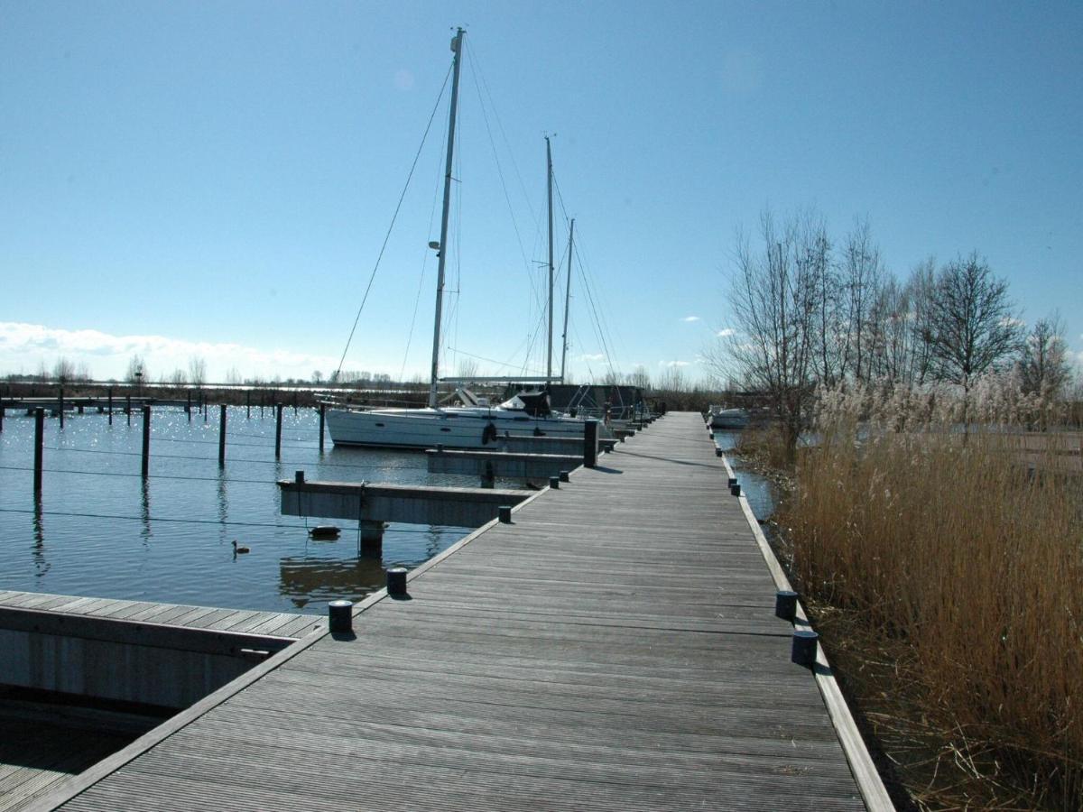 Beautiful Houseboat In The Harbour Of Volendam Near Centre酒店 外观 照片